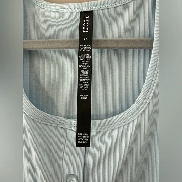 NEW - Vuori - Pose Cardigan Tank - Light Mist - Picture 3 of 5